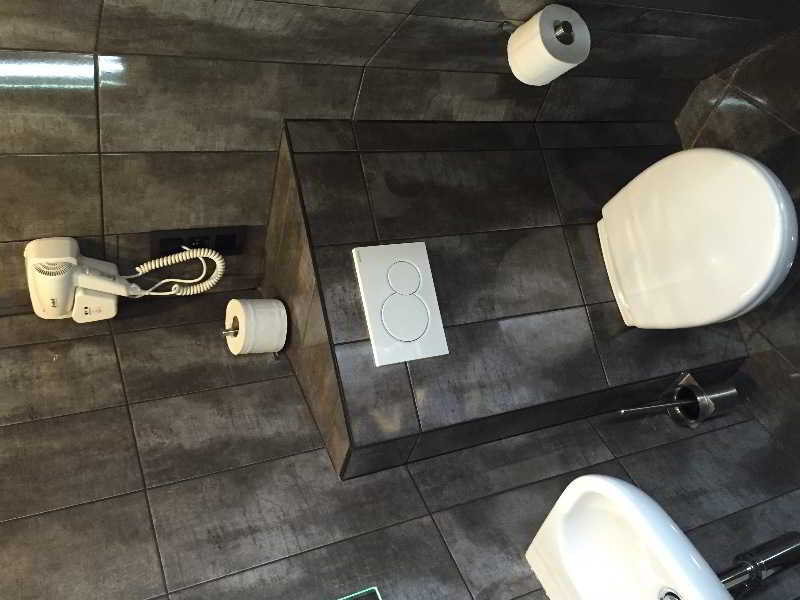 Nekotel Concept Art Hotel Saint-Gilles Zewnętrze zdjęcie